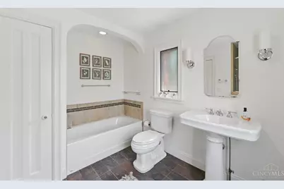 1326 Herlin Place, Cincinnati, OH 45208 - Photo 31