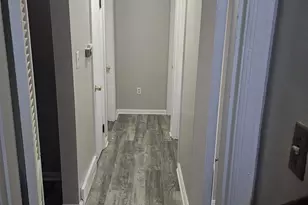 1720 Marilyn Ln, Cincinnati, OH 45231 - Photo 9