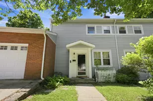 5 Briarwood Ln, Green Hills, OH 45218 - Photo 1