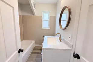 6418 Savannah Ave, Cincinnati, OH 45239 - Photo 17