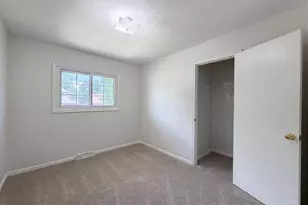561 Nowlin Ave, Greendale, IN 47025 - Photo 15