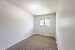 561 Nowlin Ave, Greendale, IN 47025 - Photo 17