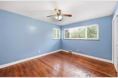 8785 Mockingbird Lane, Springfield Township, OH 45231 - Photo 23