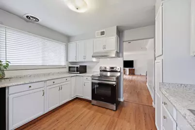 8785 Mockingbird Lane, Springfield Township, OH 45231 - Photo 13