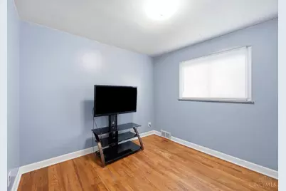 8785 Mockingbird Lane, Springfield Township, OH 45231 - Photo 19