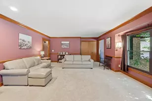 5160 Pebblevalley Dr, Colerain Township, OH 45252 - Photo 9