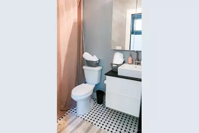 1573 Pullan Avenue, Cincinnati, OH 45223 - Photo 17