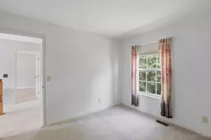 932 Saffron Ln, Miami Township, OH 45150 - Photo 19