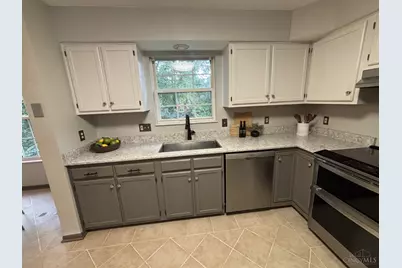 932 Saffron Lane, Miami Township, OH 45150 - Photo 5