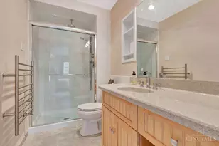 5923 Quailhill Dr, Cincinnati, OH 45233 - Photo 29