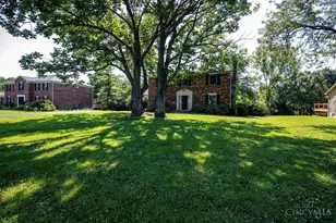 5923 Quailhill Dr, Cincinnati, OH 45233 - Photo 5