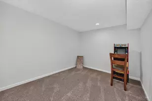 24 Waterford Blvd, Fairborn, OH 45324 - Photo 37
