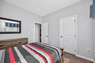 24 Waterford Blvd, Fairborn, OH 45324 - Photo 11
