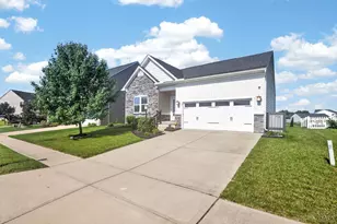 24 Waterford Blvd, Fairborn, OH 45324 - Photo 3
