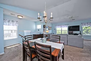1064 Heritage Green Dr, Monroe, OH 45050 - Photo 7