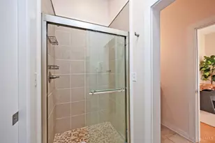 1150 Vine St, Cincinnati, OH 45202 - Photo 17