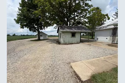 519 N Snyder Road, Dayton, OH 45417 - Photo 3