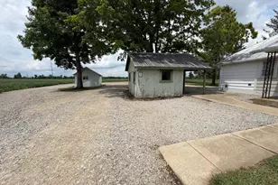 519 N Snyder Rd, Dayton, OH 45417 - Photo 3
