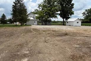 519 N Snyder Rd, Dayton, OH 45417 - Photo 7