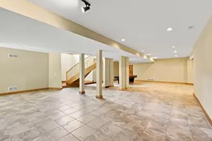 654 8 Mile Rd, Anderson Township, OH 45255 - Photo 63