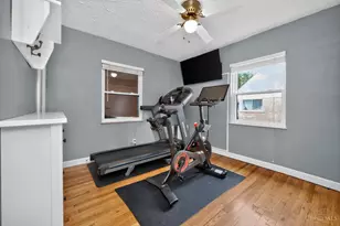 8008 Camner Ave, Sycamore Township, OH 45236 - Photo 11