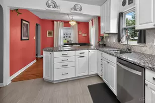 8008 Camner Ave, Sycamore Township, OH 45236 - Photo 9