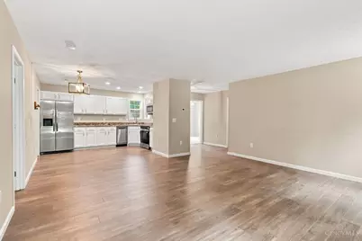 46 Huntington Avenue, Batavia Township, OH 45102 - Photo 7
