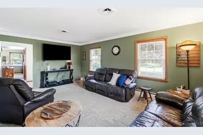 221 Virginia Circle, Wilmington, OH 45177 - Photo 7