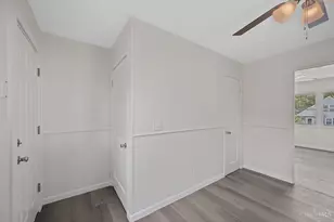 1914 Ashbrook Dr, Cincinnati, OH 45238 - Photo 9