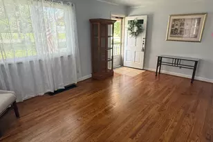3177 Ebenezer Rd, Cincinnati, OH 45248 - Photo 5