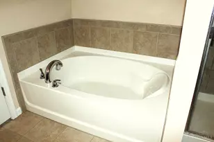 9570 Greenery Ct, Deerfield Township, OH 45140 - Photo 17