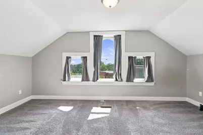 3229 Woodburn Avenue, Cincinnati, OH 45207 - Photo 45