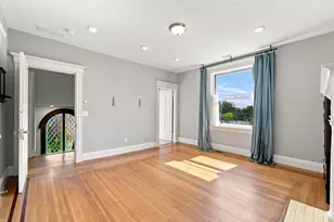 3229 Woodburn Ave, Cincinnati, OH 45207 - Photo 27