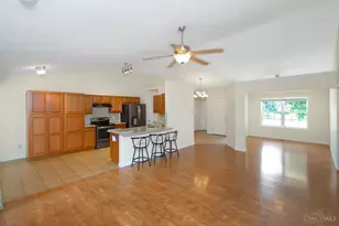 219 Shanda Dr, Monroe, OH 45050 - Photo 7