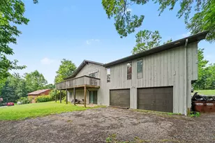 2420 Devils Backbone Rd, Green Township, OH 45233 - Photo 23