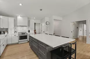 8293 Paddington Ct, West Chester, OH 45069 - Photo 9