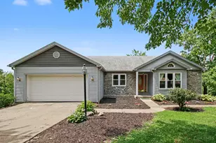 8293 Paddington Ct, West Chester, OH 45069 - Photo 1