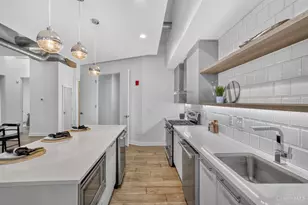813 Broadway St, Cincinnati, OH 45202 - Photo 11