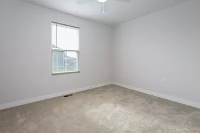 6639 Crystal Harbour Drive, Middletown, OH 45042 - Photo 9