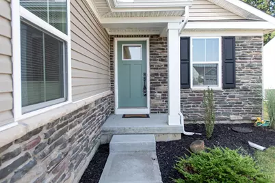 6639 Crystal Harbour Drive, Middletown, OH 45042 - Photo 3