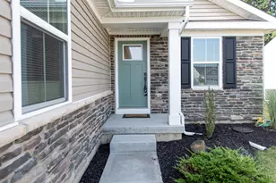 6639 Crystal Harbour Dr, Middletown, OH 45042 - Photo 3