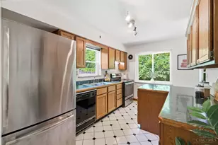 2839 Pineridge Ave, Cincinnati, OH 45208 - Photo 15