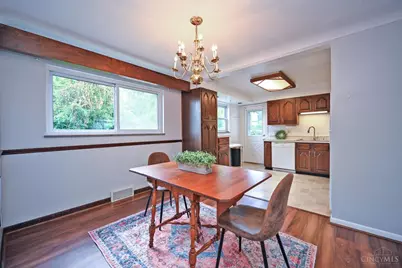 886 Sabino Court, Cincinnati, OH 45231 - Photo 7