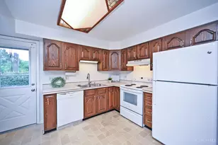 886 Sabino Ct, Cincinnati, OH 45231 - Photo 11