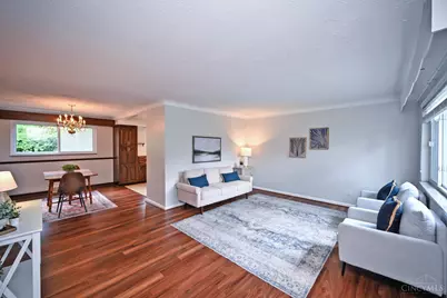886 Sabino Court, Cincinnati, OH 45231 - Photo 3