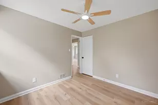 2879 St Catherine Pl, Cincinnati, OH 45211 - Photo 23