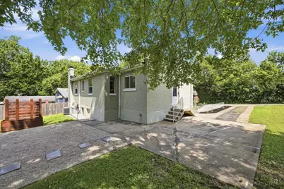 2879 Saint Catherine Place, Cincinnati, OH 45211 - Photo 43