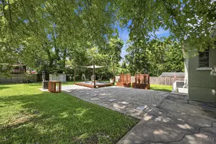2879 St Catherine Pl, Cincinnati, OH 45211 - Photo 35
