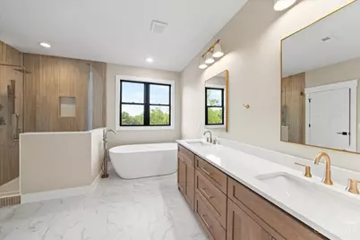 6695 Loveland Miamiville Road #B, Miami Township, OH 45140 - Photo 11