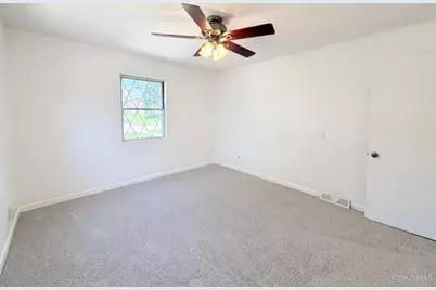 5476 Edalbert Drive, Green Township, OH 45239 - Photo 13
